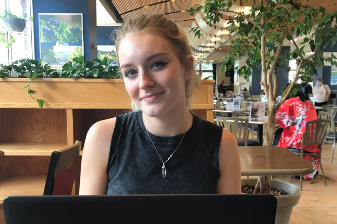 scholarship winner web